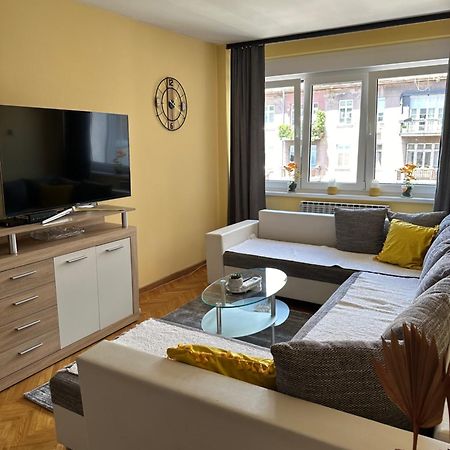 Aurelio Centar Apartment With Balcony And Free Parking Сараєво Екстер'єр фото
