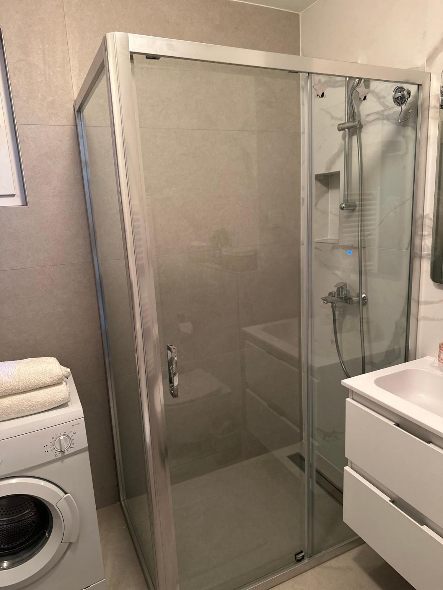 Aurelio Centar Apartment With Balcony And Free Parking Сараєво Екстер'єр фото