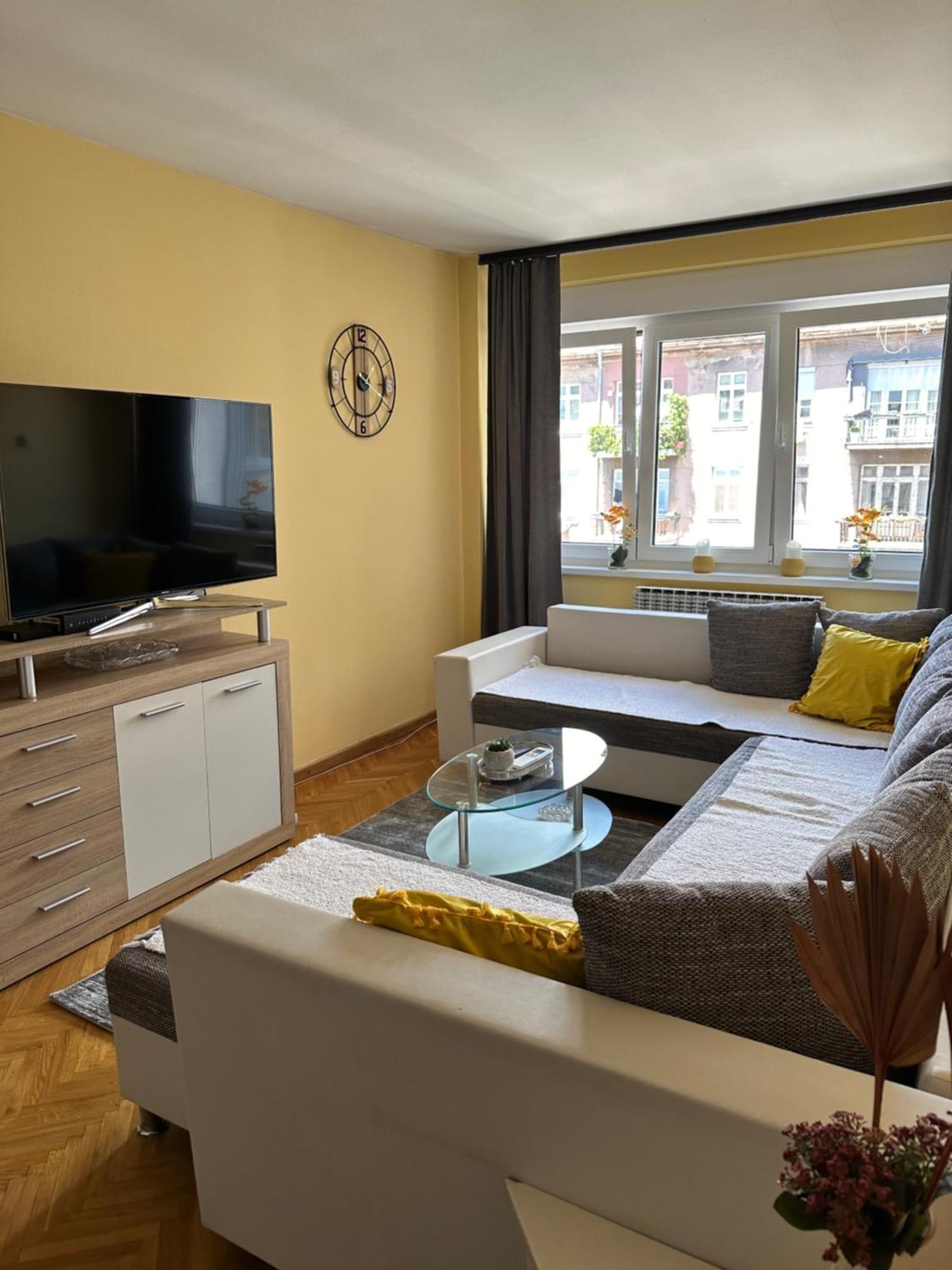 Aurelio Centar Apartment With Balcony And Free Parking Сараєво Екстер'єр фото