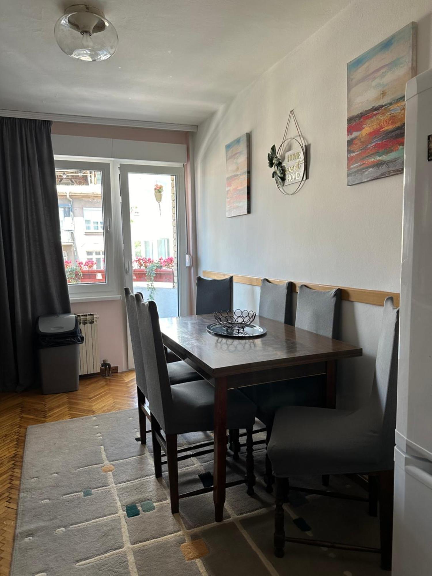 Aurelio Centar Apartment With Balcony And Free Parking Сараєво Екстер'єр фото